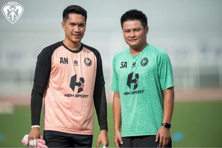 “บังซีม” อนิรุตน์ นายด่าน “หนูนาจอมโหด” พร้อมหน้าที่อย่างเต็มในการแข่งขันฟุตบอล ช้าง เอฟ เอ คัพ